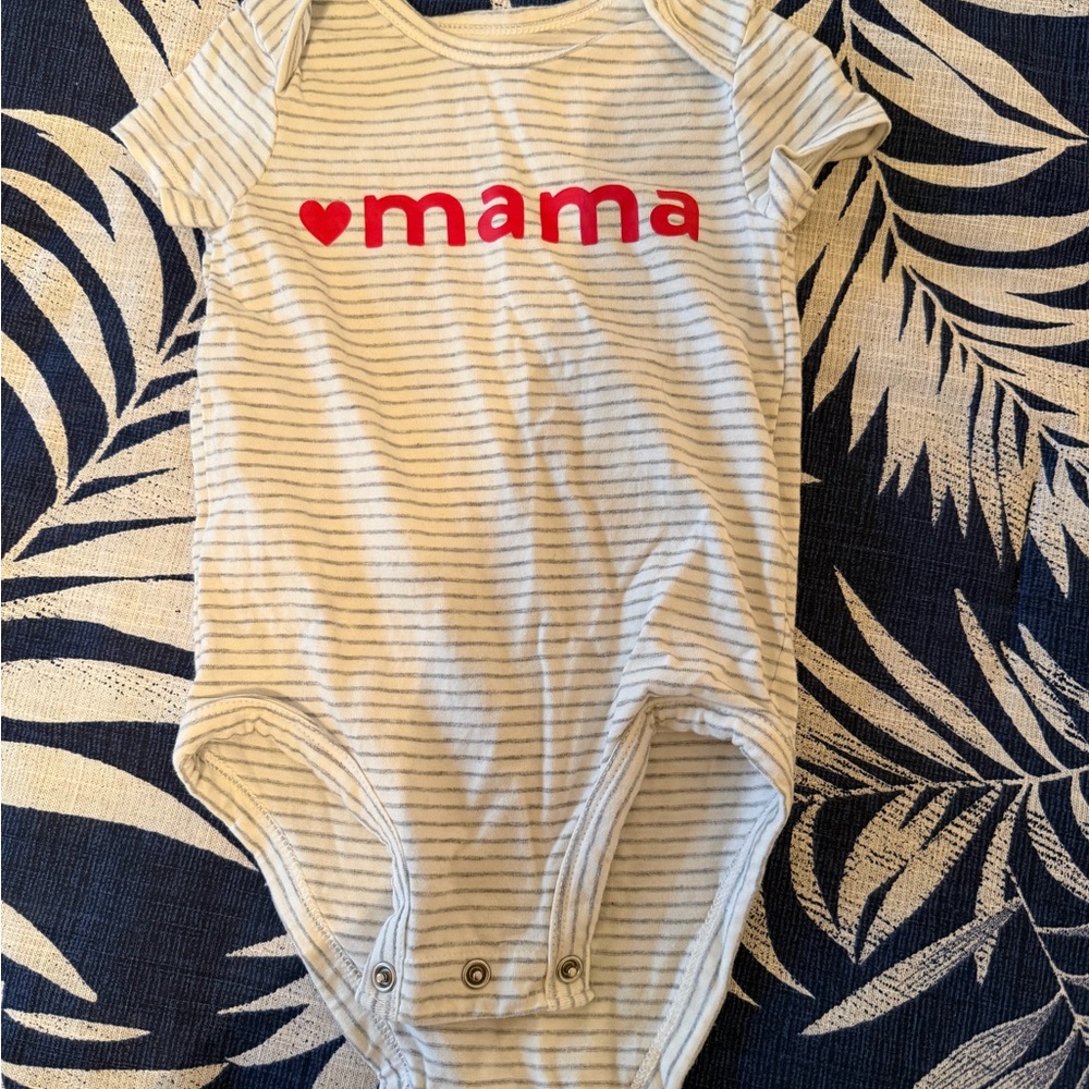 Carter’s Valentines Day onesie 6m